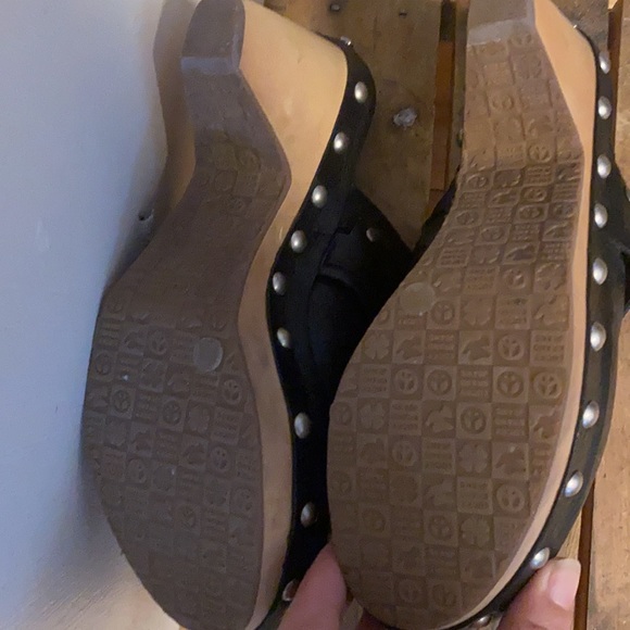 New* Lucky Brand Leather Clogs - Picture 4 of 8